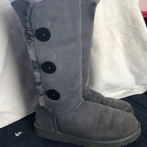 Women’s bailey button triple boot
